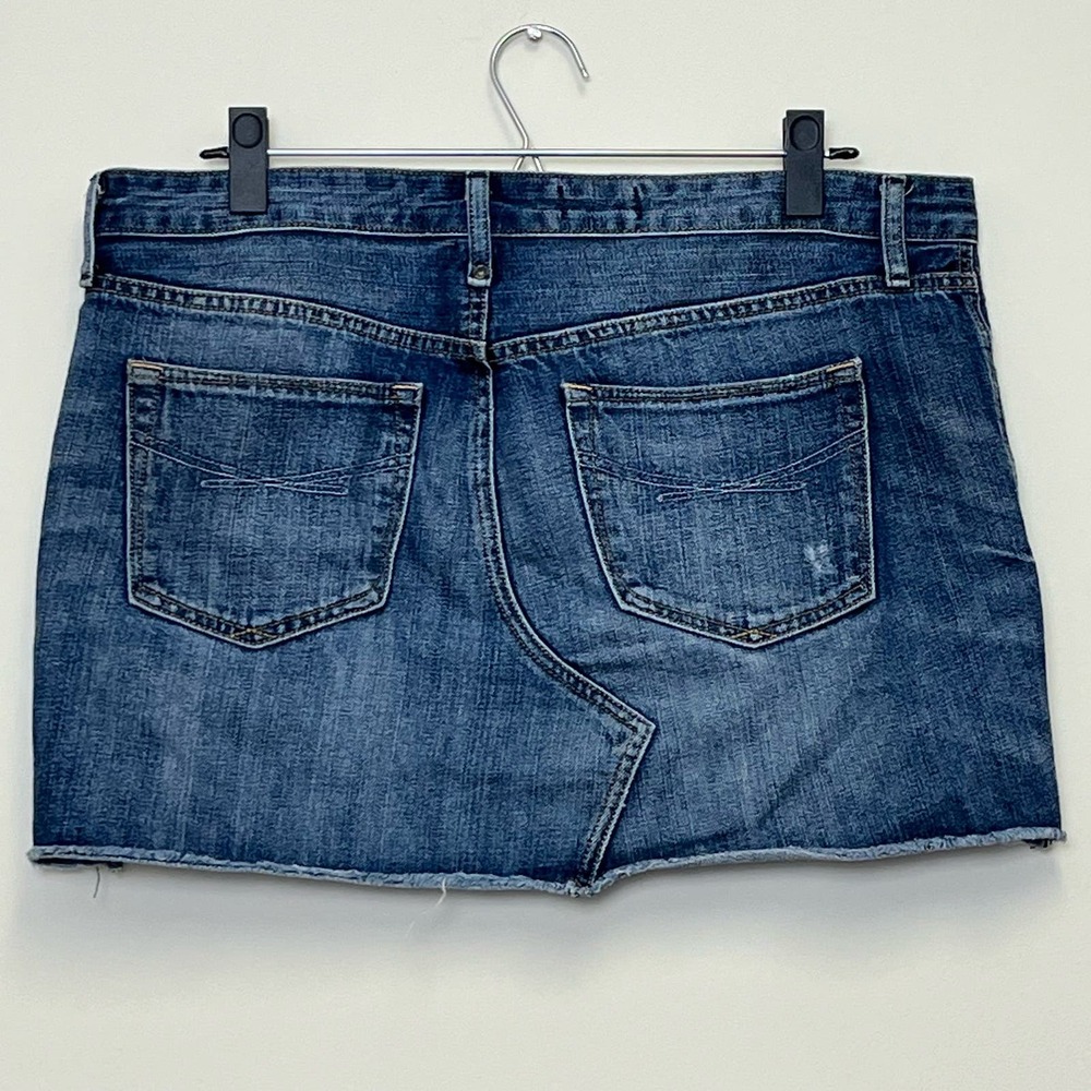 Gap 1969 Destructed Dark Raw Hem Mini Blue Jean Skirt 30 10 - Picture 2 of 7